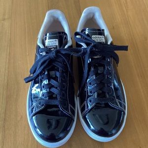 Adidas black patent Stan Smith, size 6.5, worn a few times.